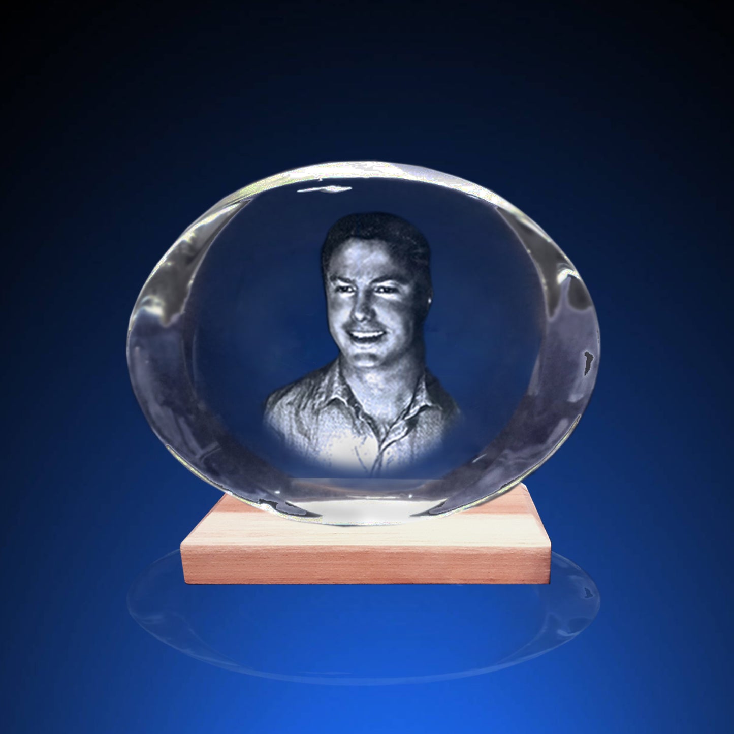 SH39 Oval Engraved Crystal (140x90x30mm)