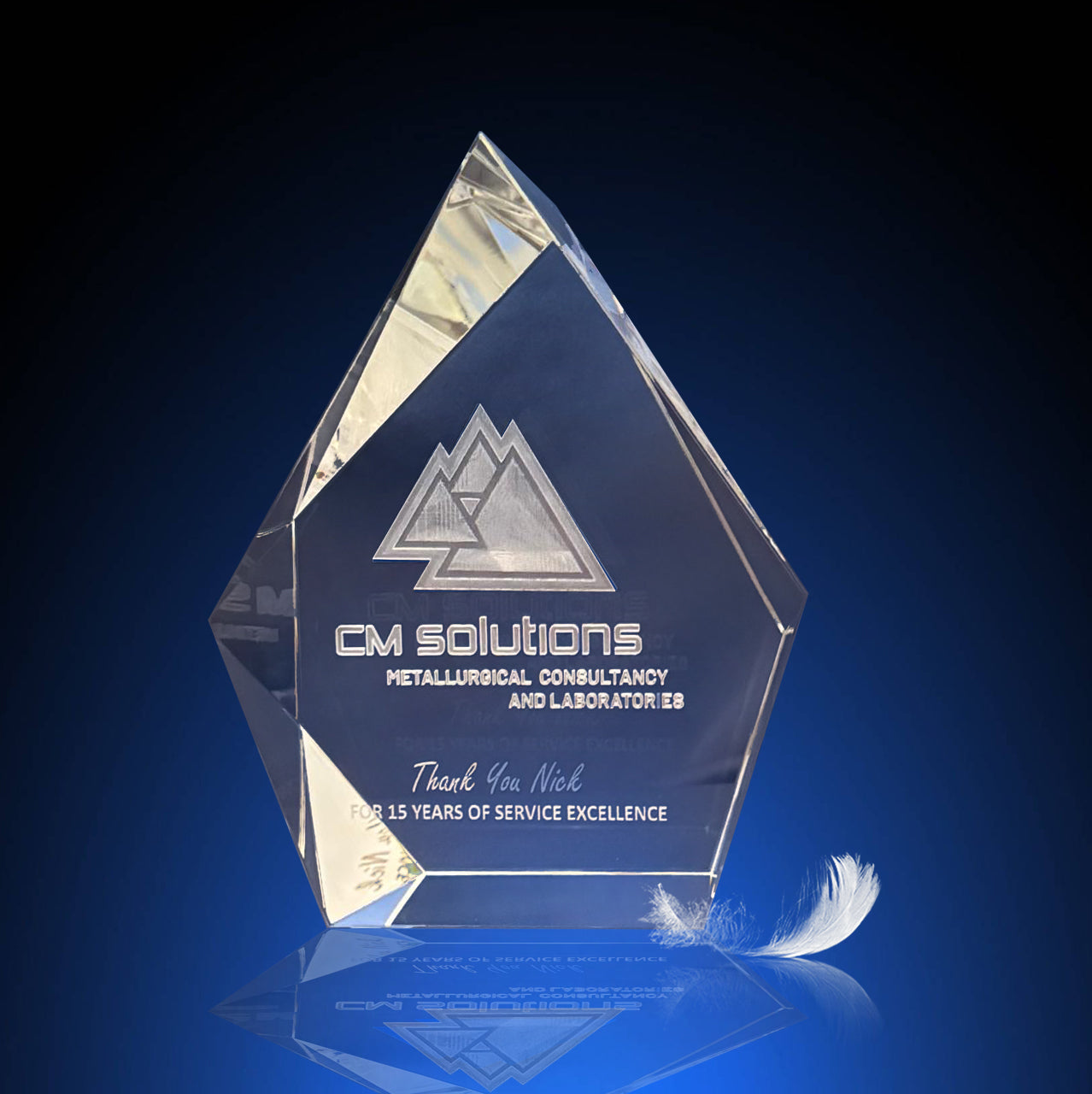 CL151  Angled 3D Crystal 100x100x30mm